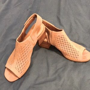 Sonoma leather peep toe block heel sandals